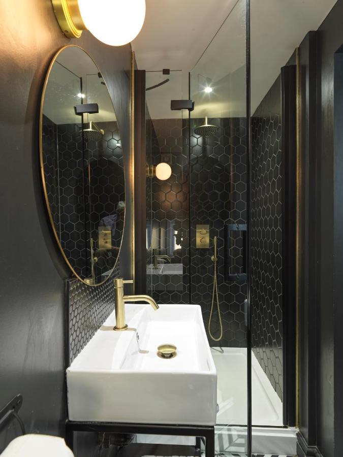 Hy Lytham St Anne'S Aparthotel Lytham St Annes Kültér fotó Bathroom