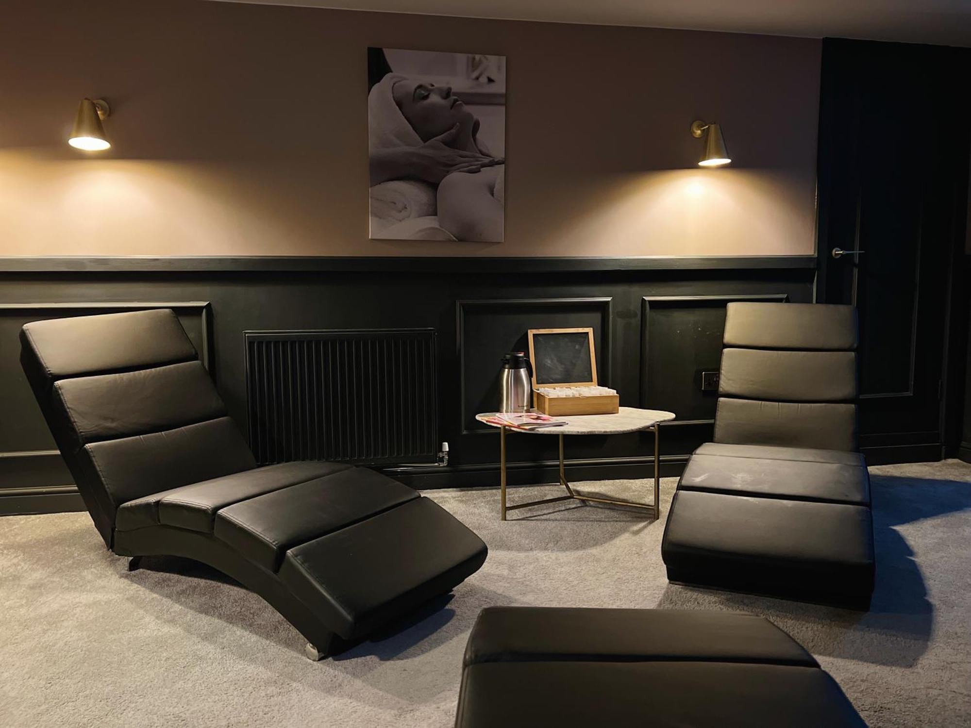 Hy Lytham St Anne'S Aparthotel Lytham St Annes Kültér fotó A home theater