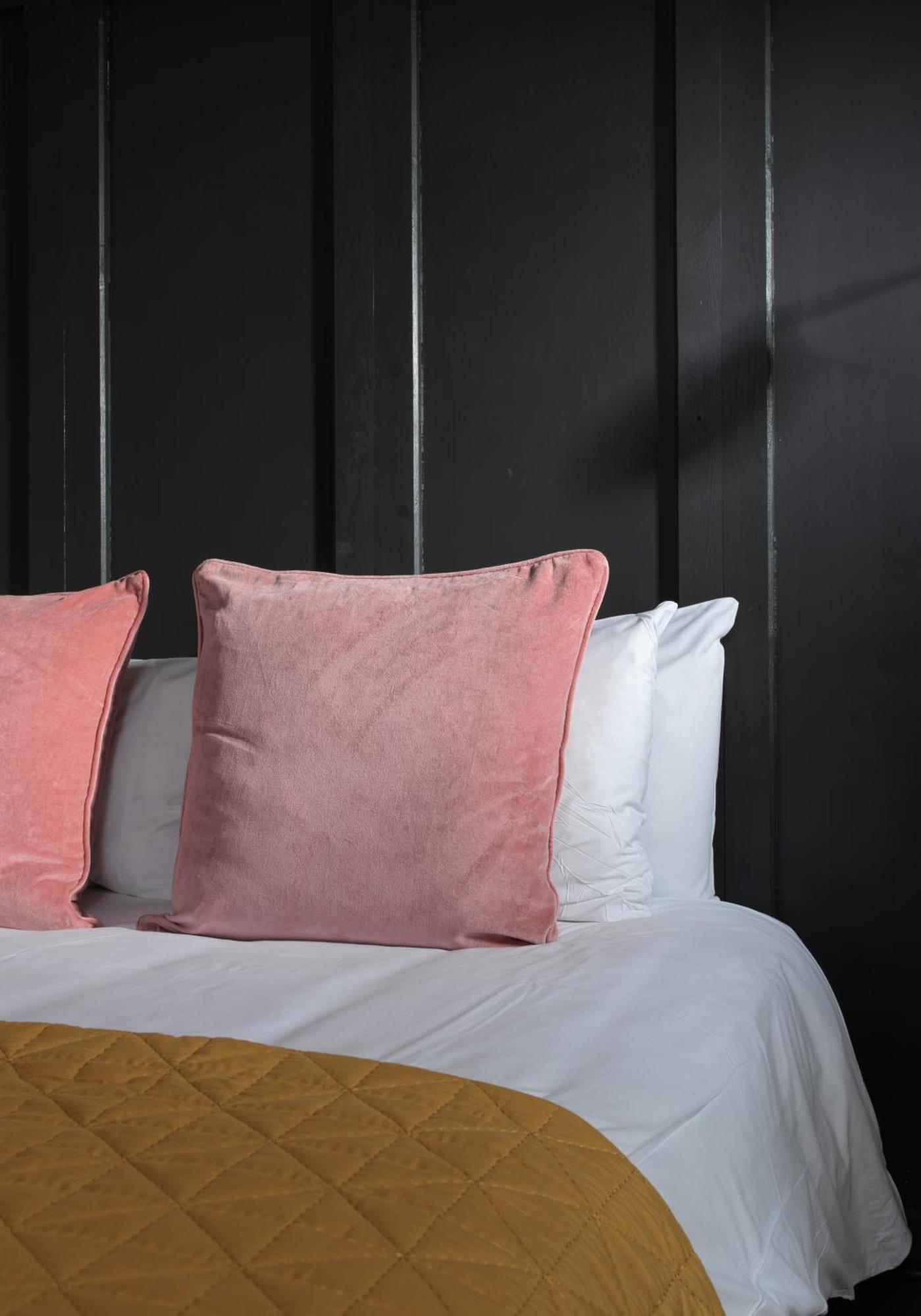 Hy Lytham St Anne'S Aparthotel Lytham St Annes Kültér fotó A cushion