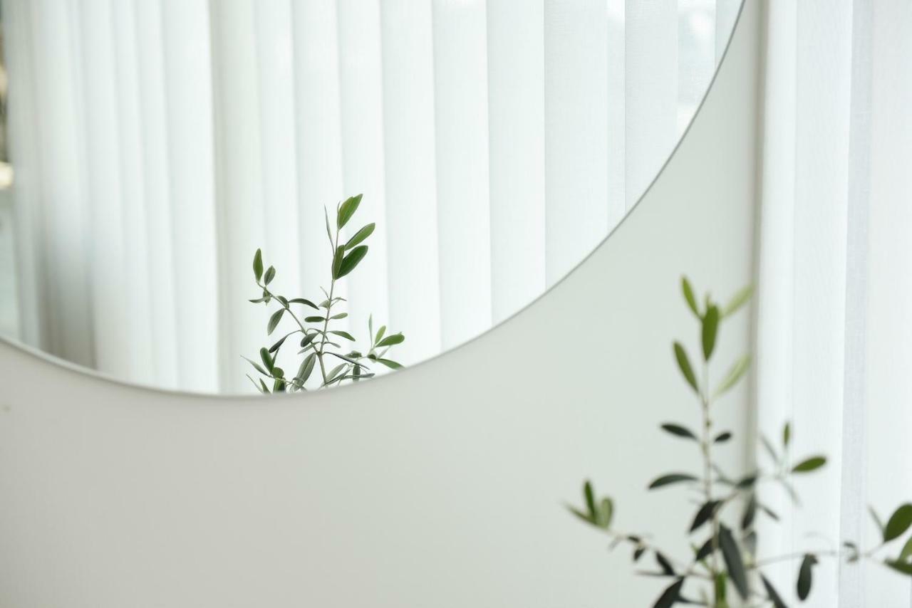 Hy Lytham St Anne'S Aparthotel Lytham St Annes Kültér fotó Olive branches in the synagogue